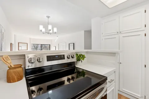 $585,000 | 574 Seaver Drive, Mill Valley, CA 94941