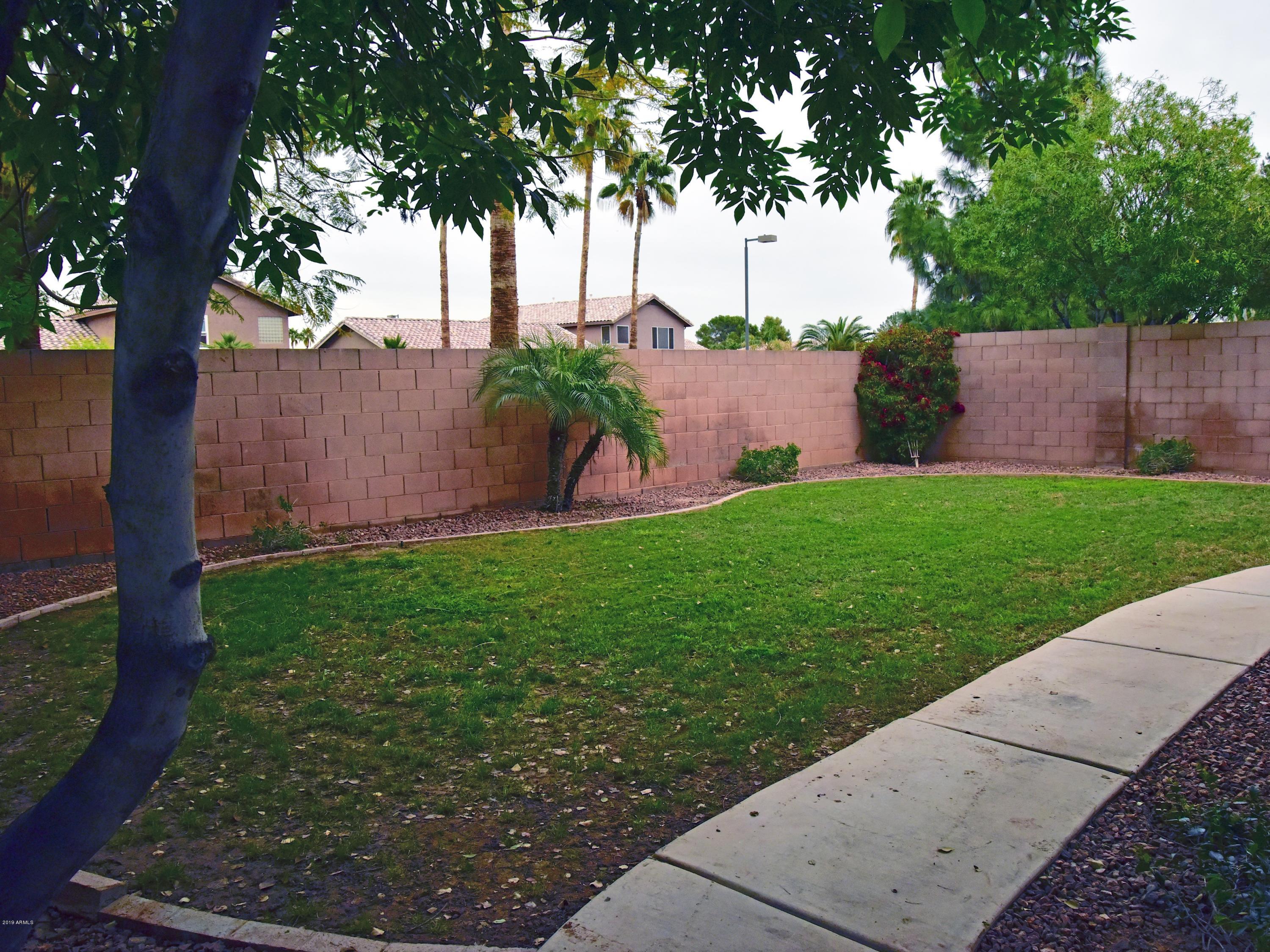 68 West Del Rio Street Gilbert, AZ 85233 - Photo 5 of 28 64DelRioFull 10