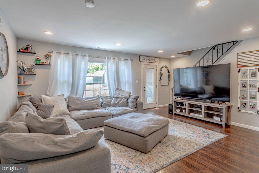 18 Montclair Lane Willingboro, NJ 08046 - Photo 8 of 22