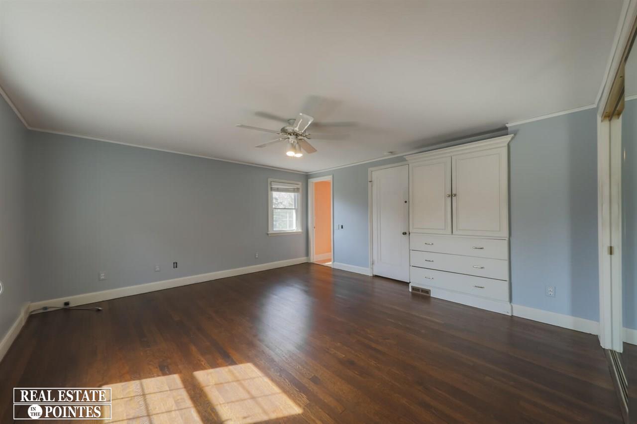 315 Touraine Road Grosse Pointe Farms, MI 48236 - Photo 18 of 33