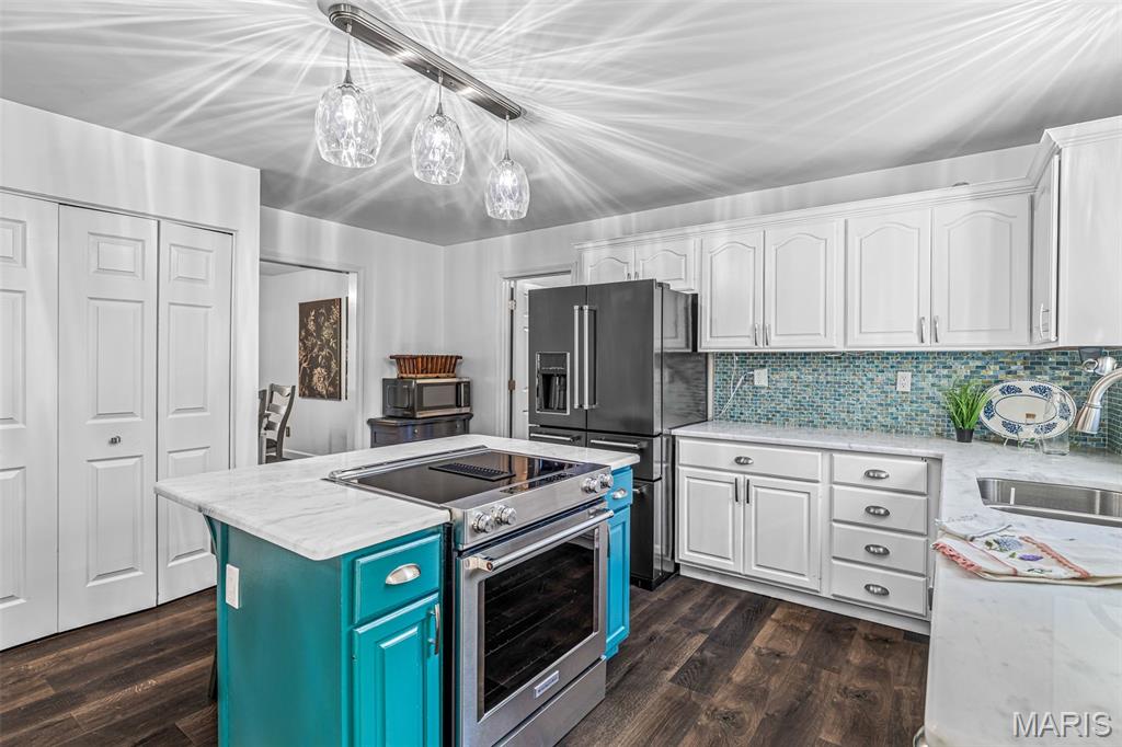 2672 Ridgeview Acres Drive Festus, MO 63028 - Photo 7 of 55 Gallery Image 7