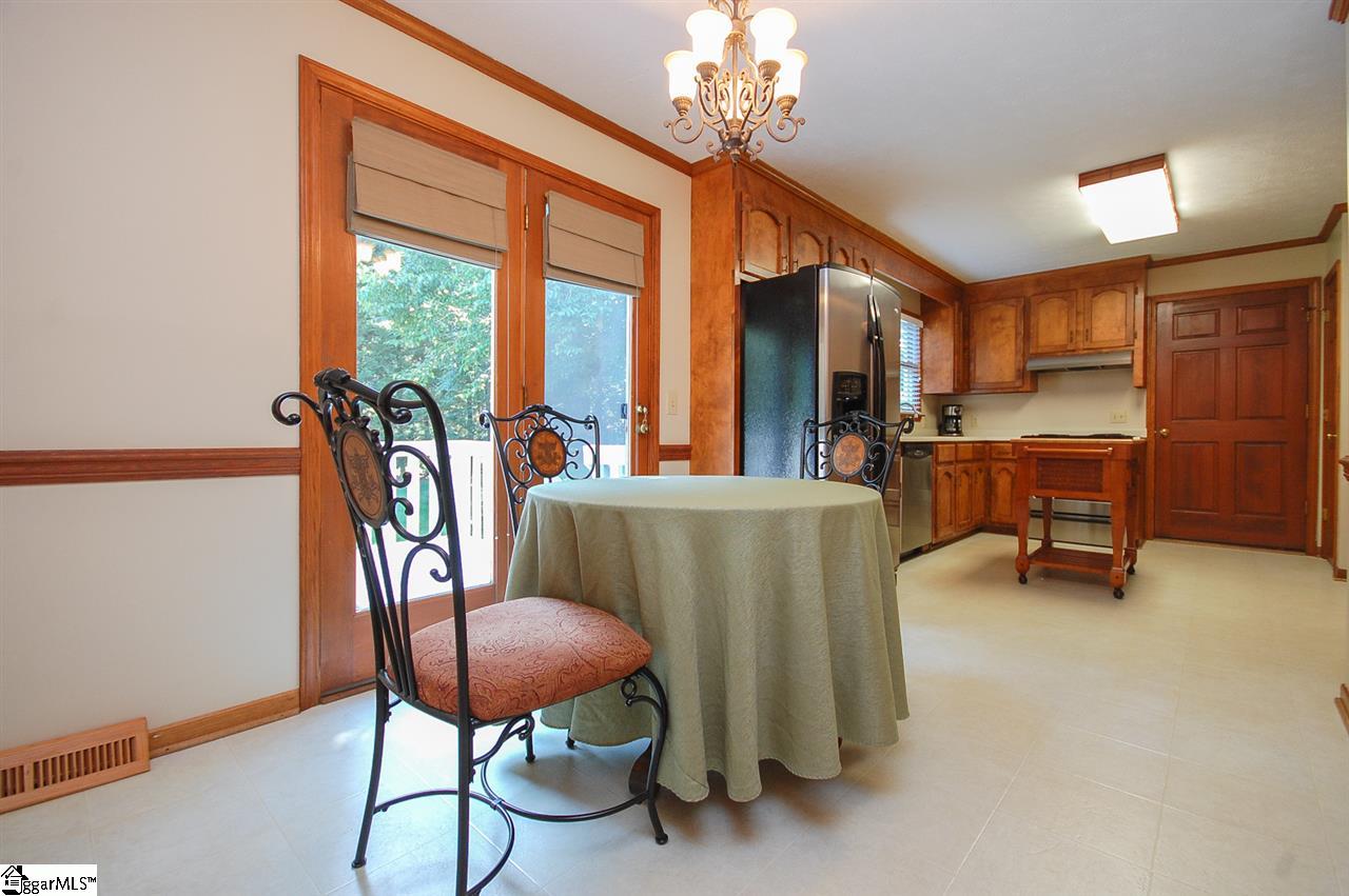 202 Spring Meadow Road Simpsonville, SC 29680 - Photo 12 of 28 Gallery Image 12