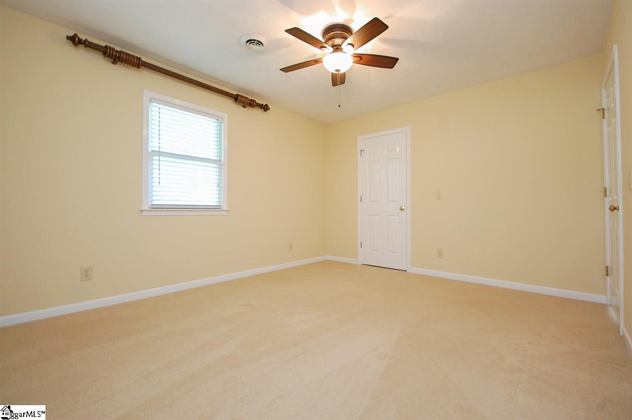 202 Spring Meadow Road Simpsonville, SC 29680 - Photo 16 of 28 Gallery Image 16