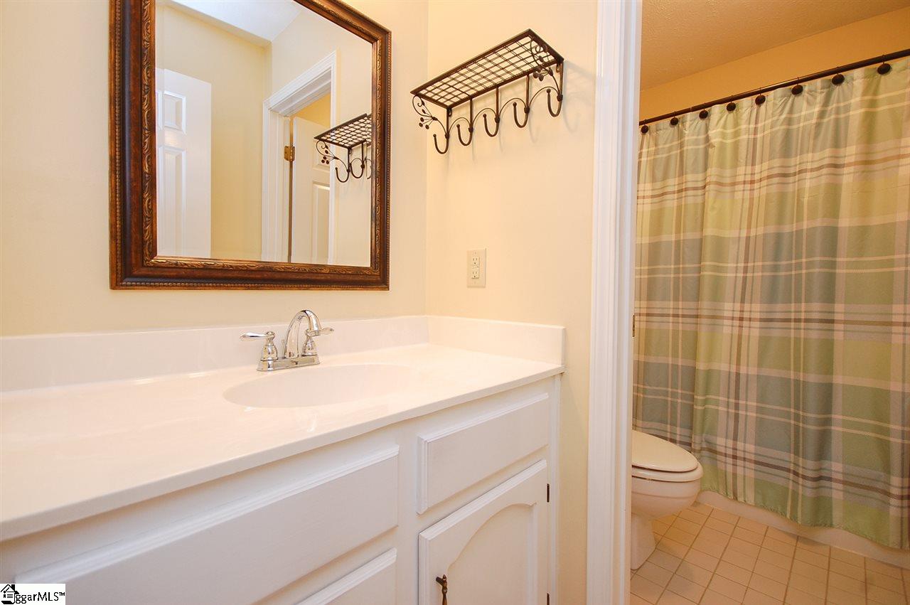 202 Spring Meadow Road Simpsonville, SC 29680 - Photo 17 of 28 Gallery Image 17