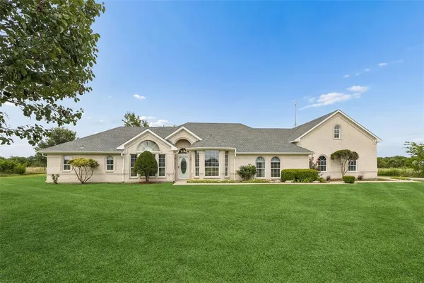 $750,000 | 408 Herron Circle, McLendon-Chisholm, TX 75032