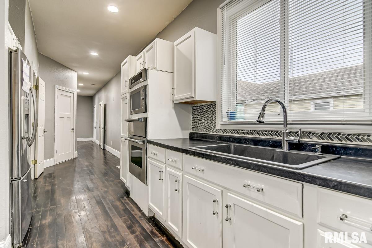 1219 Monument Avenue Springfield, IL 62702 - Photo 17 of 26