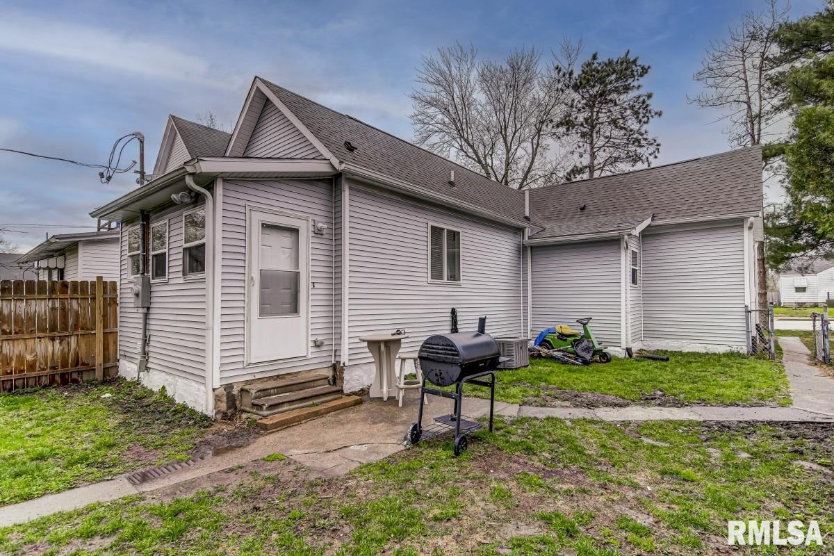 1219 Monument Avenue Springfield, IL 62702 - Photo 26 of 26