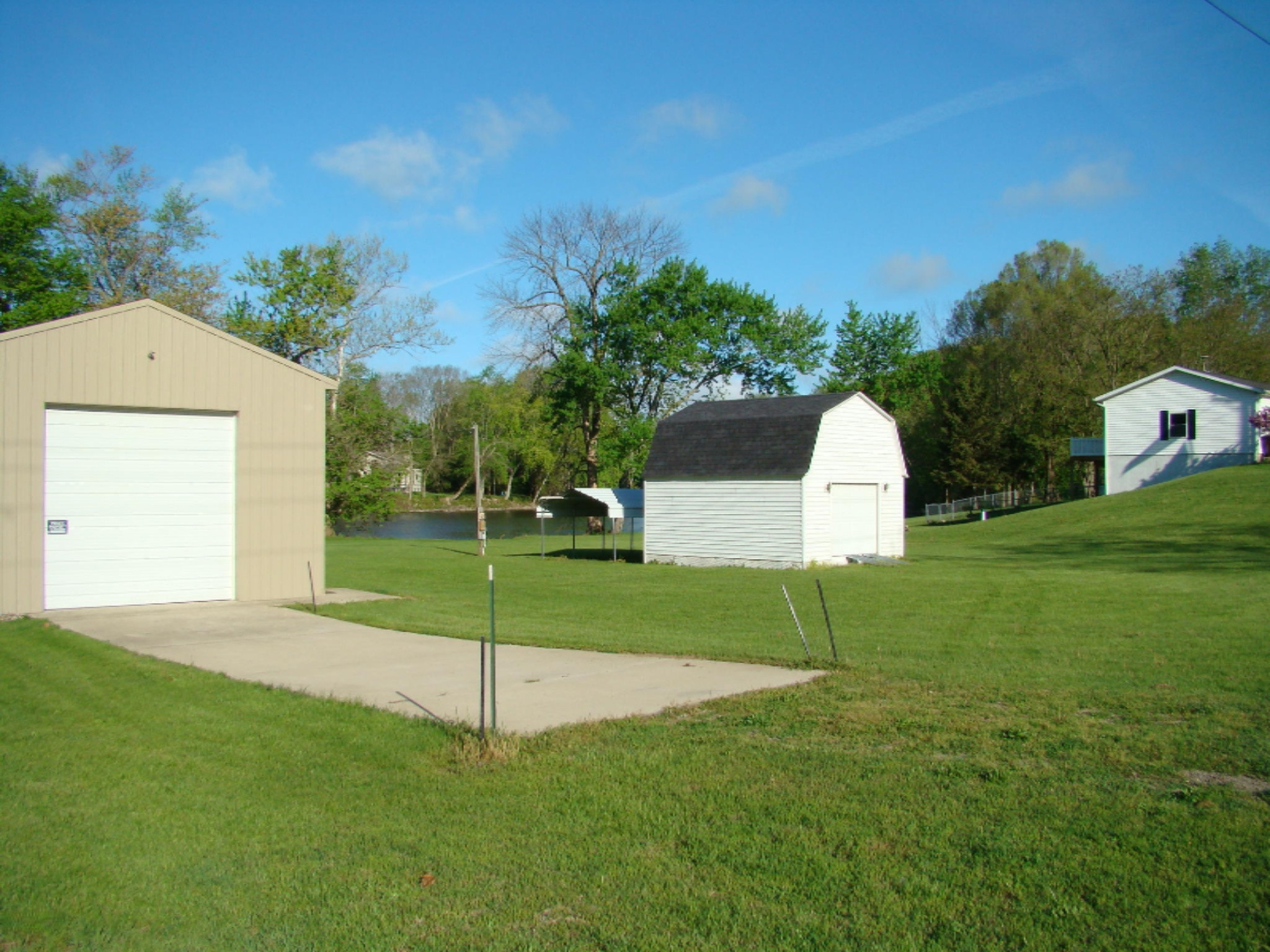 3086 River Road Sodus, MI 49126 - Photo 8 of 62 8