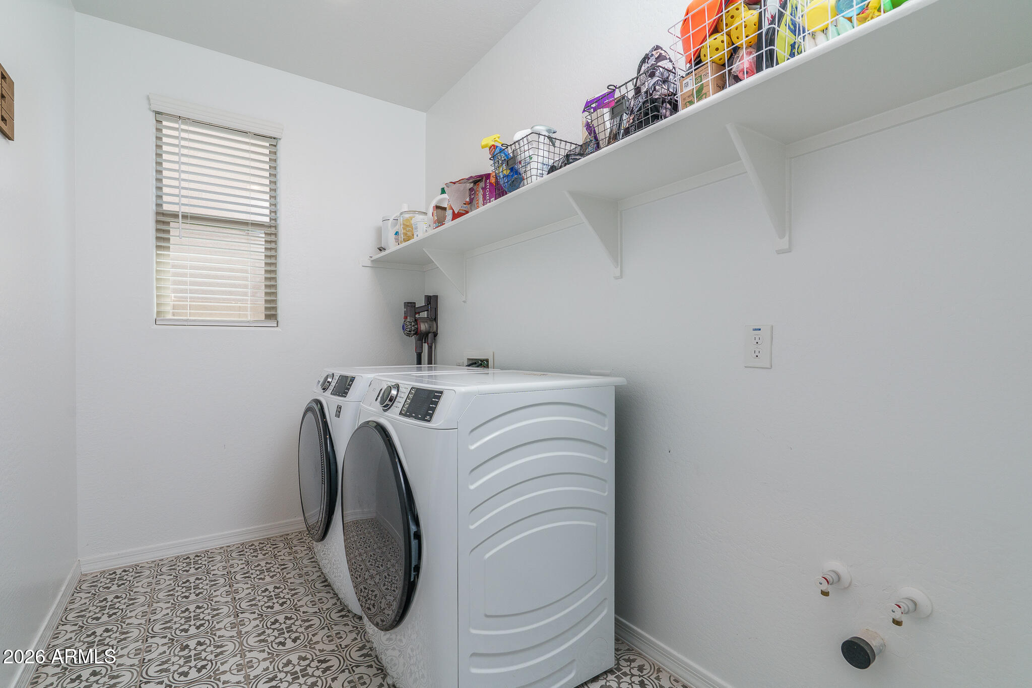14405 West Faye Way Surprise, AZ 85387 - Photo 33 of 38 33) LAUNDRY