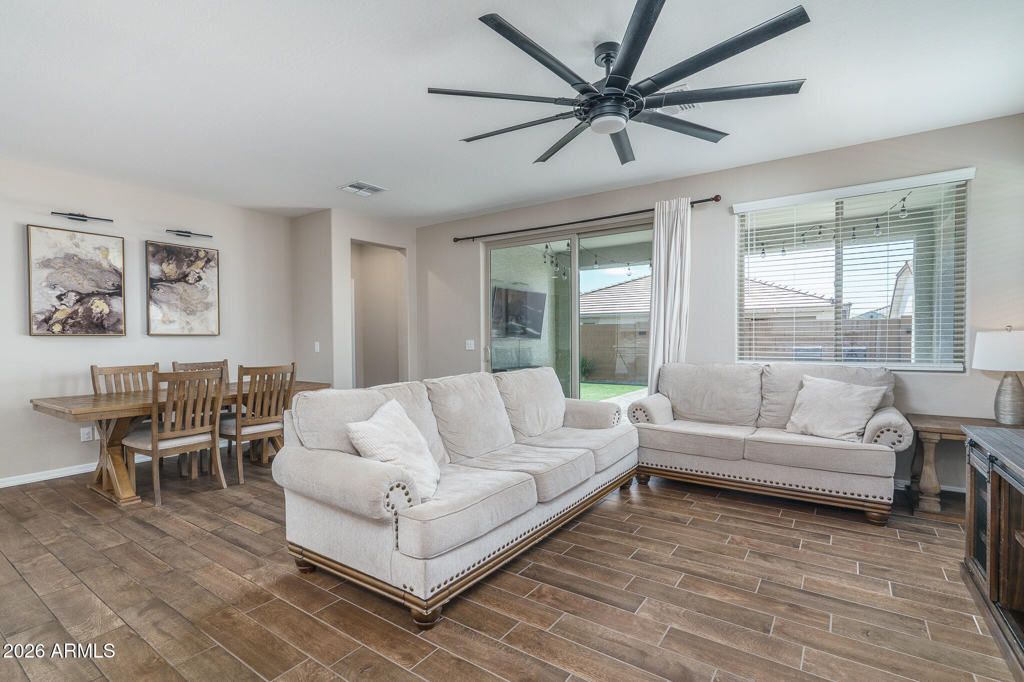 14405 West Faye Way Surprise, AZ 85387 - Photo 6 of 38 6) GREAT ROOM