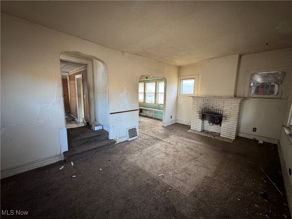 1041 Diagonal Road Akron, OH 44320 - Photo 4 of 17 Gallery Image 4