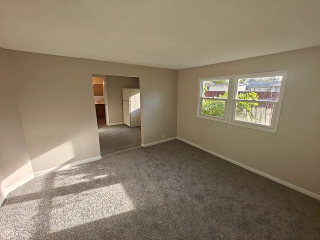 $695 | 316 East Franklin Street, Unit 7, Shelbyville, IN 46176