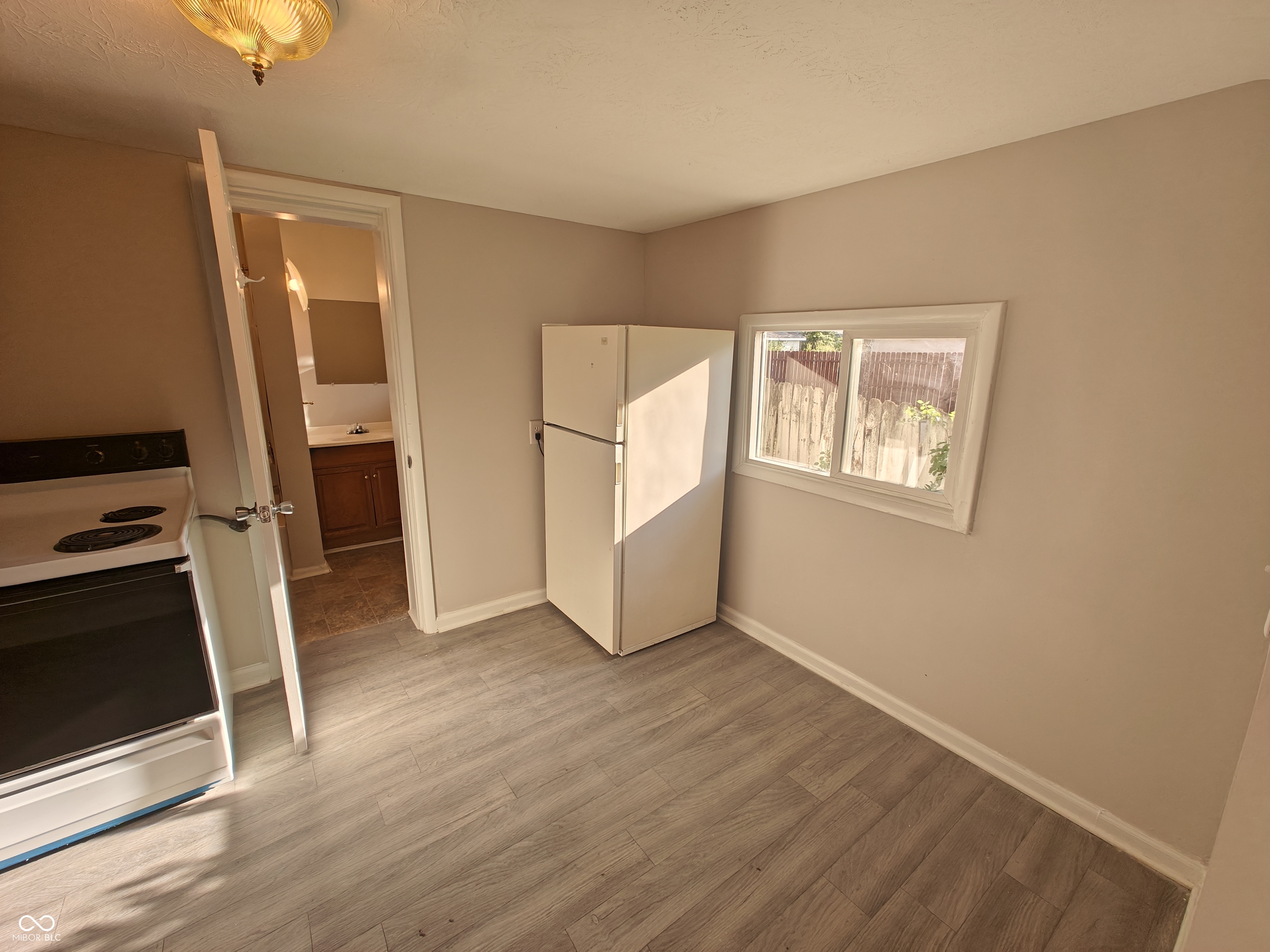 316 East Franklin Street, Unit 7 Shelbyville, IN 46176 - Photo 9 of 19