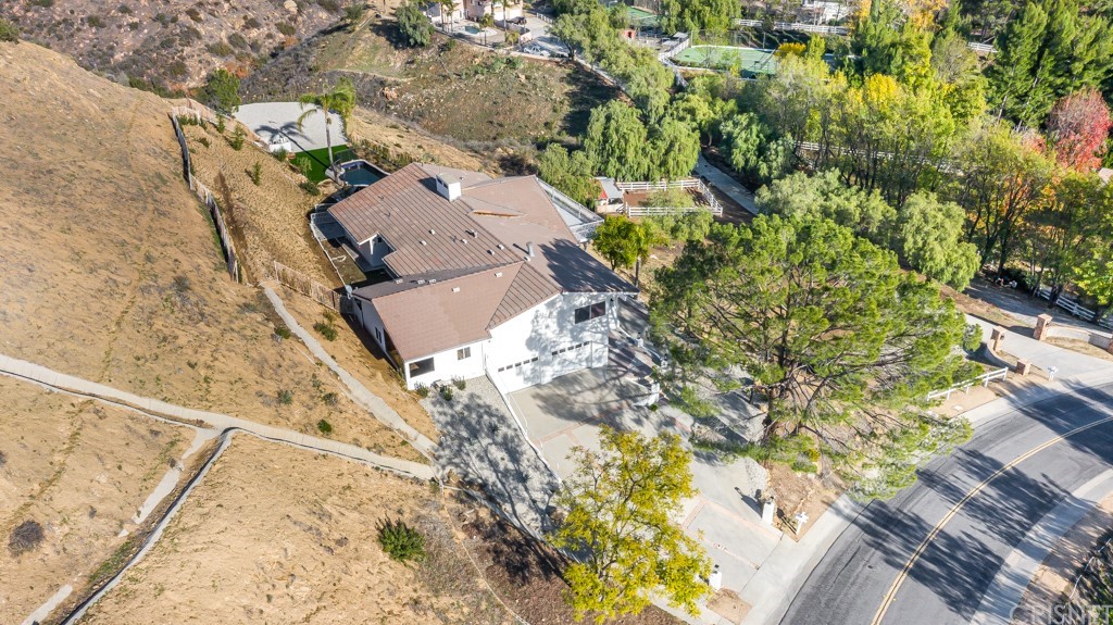 150 Saddlebow Road Bell Canyon, CA 91307 - Photo 28 of 37 view of a city