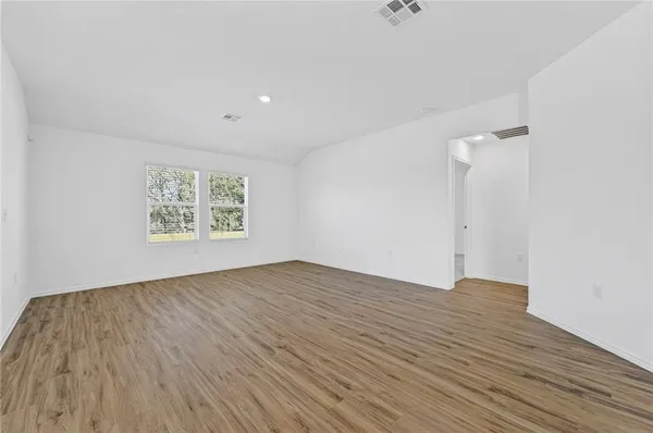 $2,400 | 10725 Steinbeck Drive, Austin, TX 78747