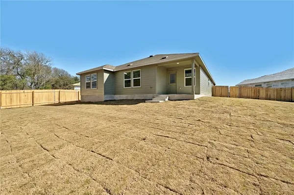 $2,400 | 10725 Steinbeck Drive, Austin, TX 78747