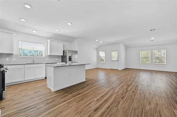 $2,400 | 10725 Steinbeck Drive, Austin, TX 78747