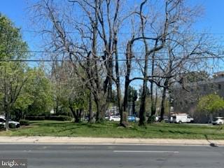 12130-est Veirs Mill Road Silver Spring, MD 20902 - Photo 10 of 12 a view of park space