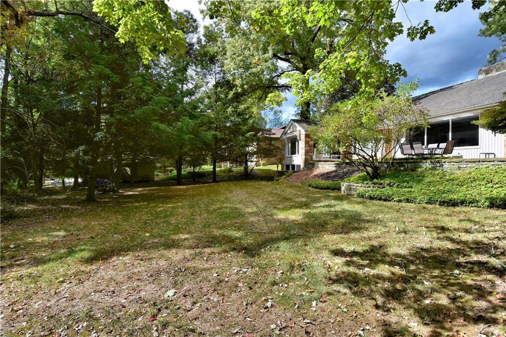 220 Crestmont Road Pittsburgh, PA 15237 - Photo 22 of 23 Gallery Image 22