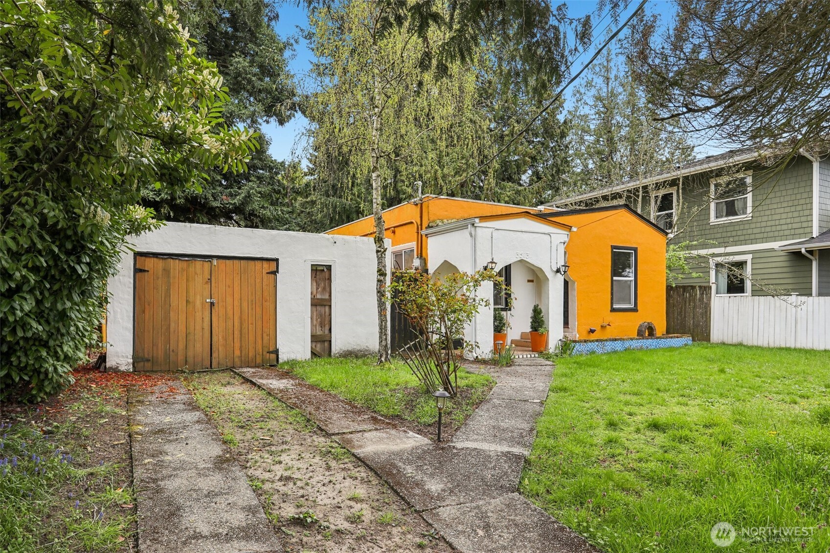 3513 Southwest 97th Street Seattle, WA 98126 - Photo 2 of 32