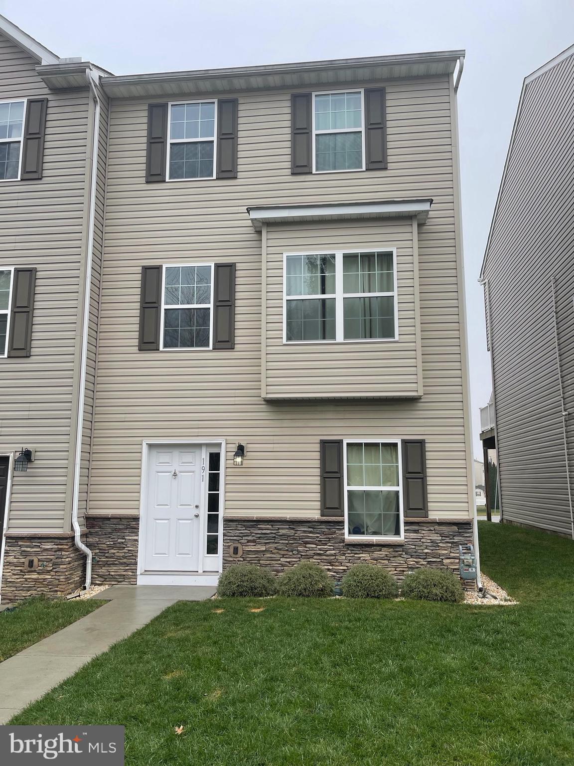 191 Moul Avenue Hanover, PA 17331 - Photo 4 of 49