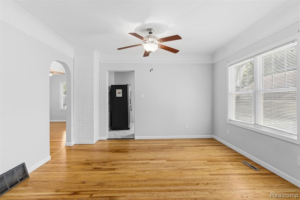 1709 Michigan Avenue Bay City, MI 48708 - Photo 14 of 42