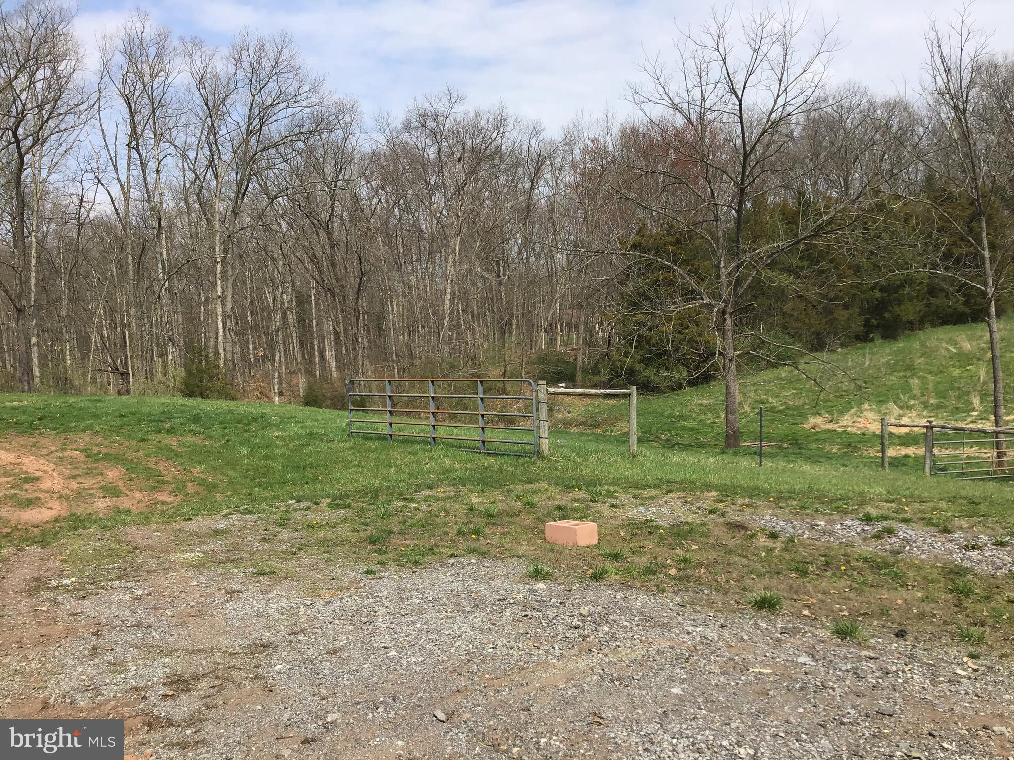 74 Red Run Church Road East Berlin, PA 17316 - Photo 4 of 9 Gallery Image 4