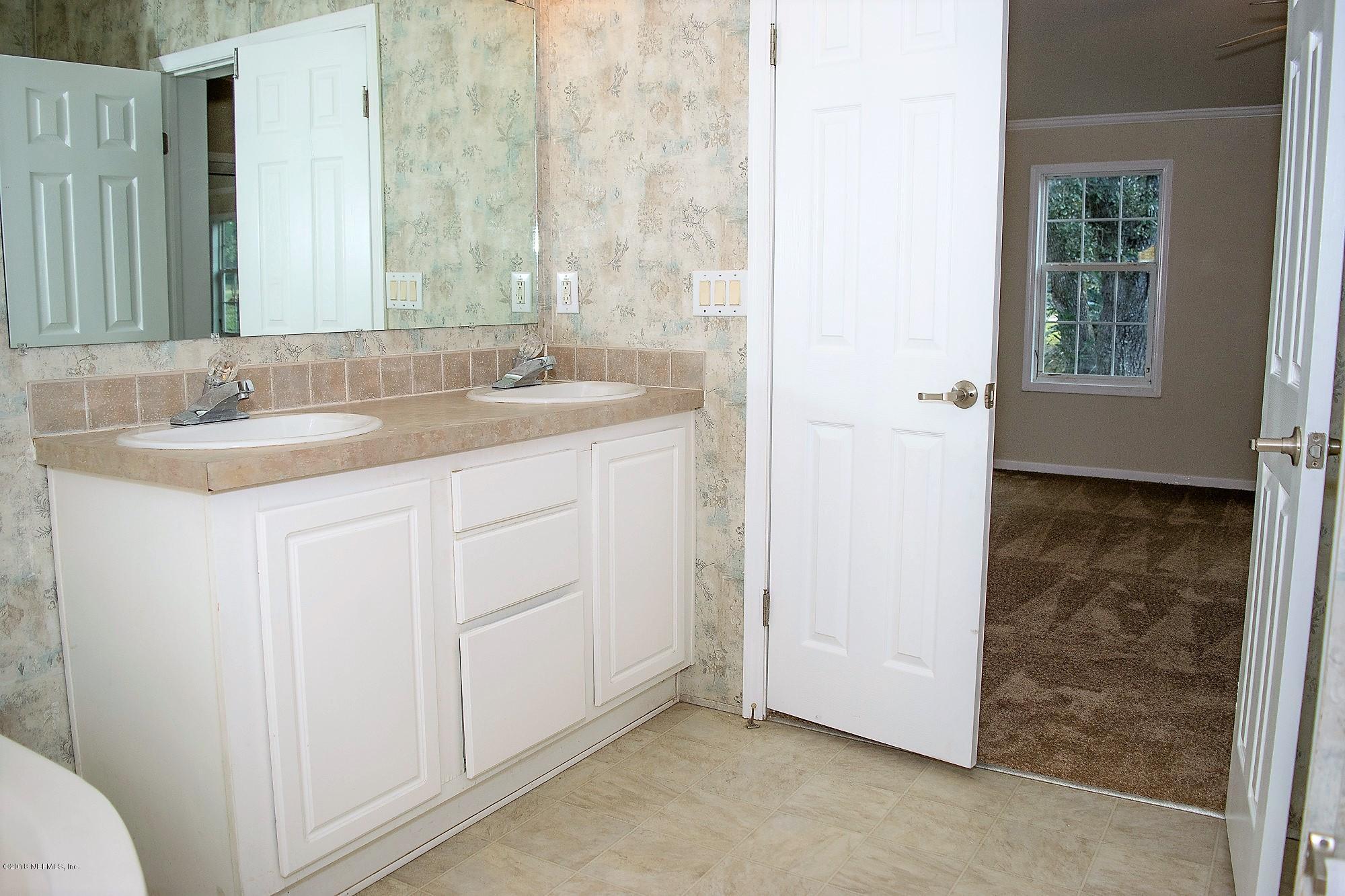 1933 Rose Ridge Court Middleburg, FL 32068 - Photo 13 of 27 Master Bath 2