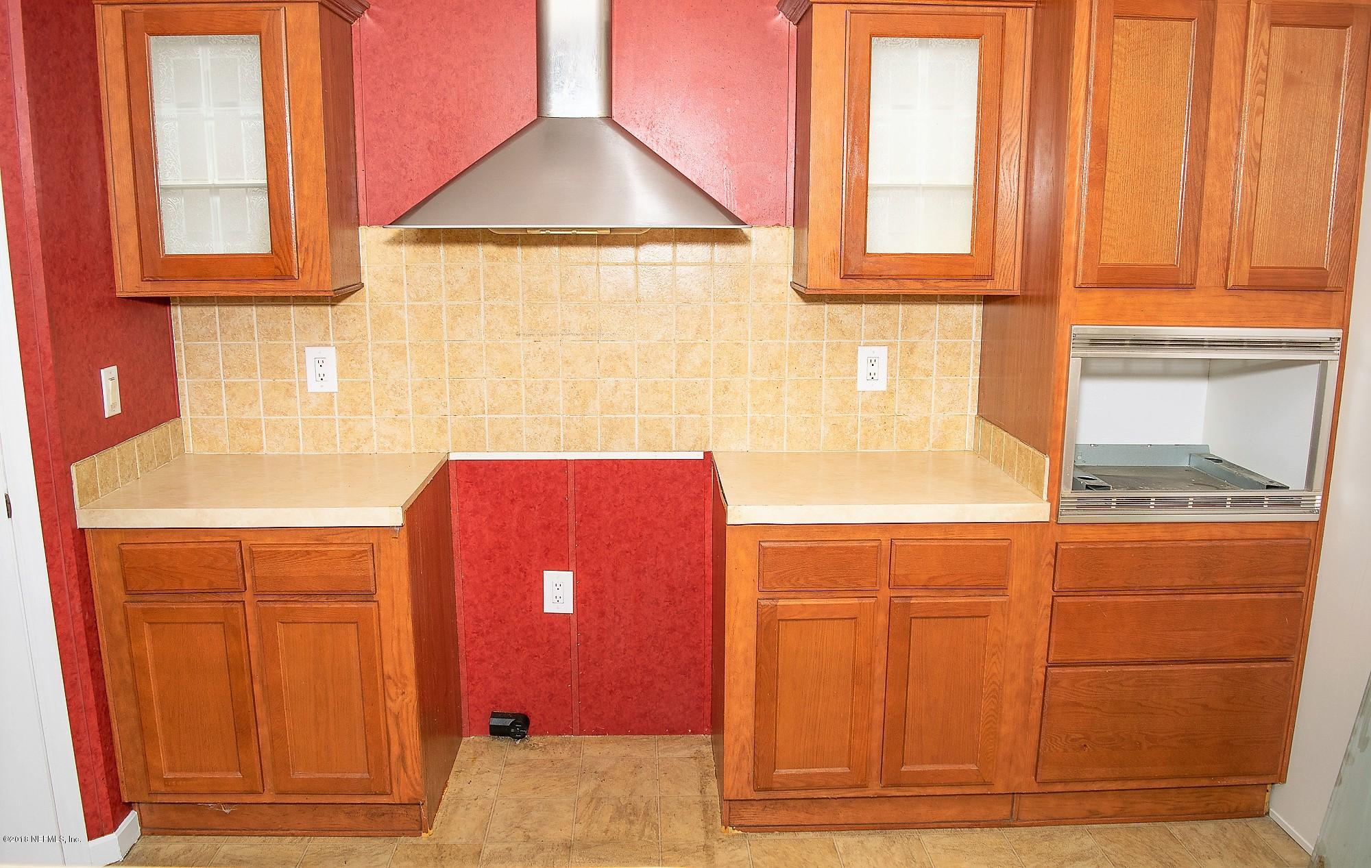 1933 Rose Ridge Court Middleburg, FL 32068 - Photo 10 of 27 Kitchen