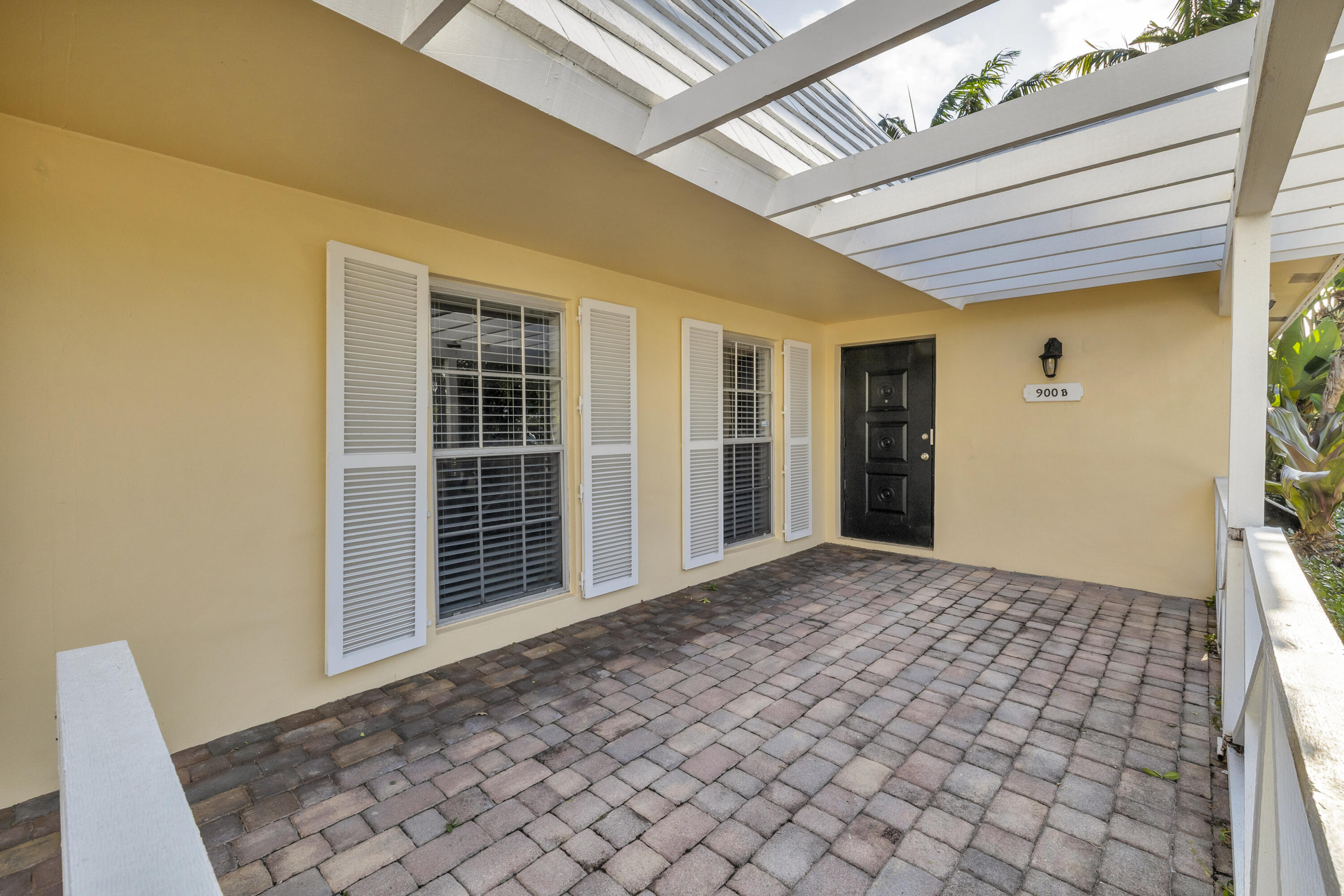 900 Northeast 4th Street, Unit B Boca Raton, FL 33432 - Photo 33 of 51 cacic (163)