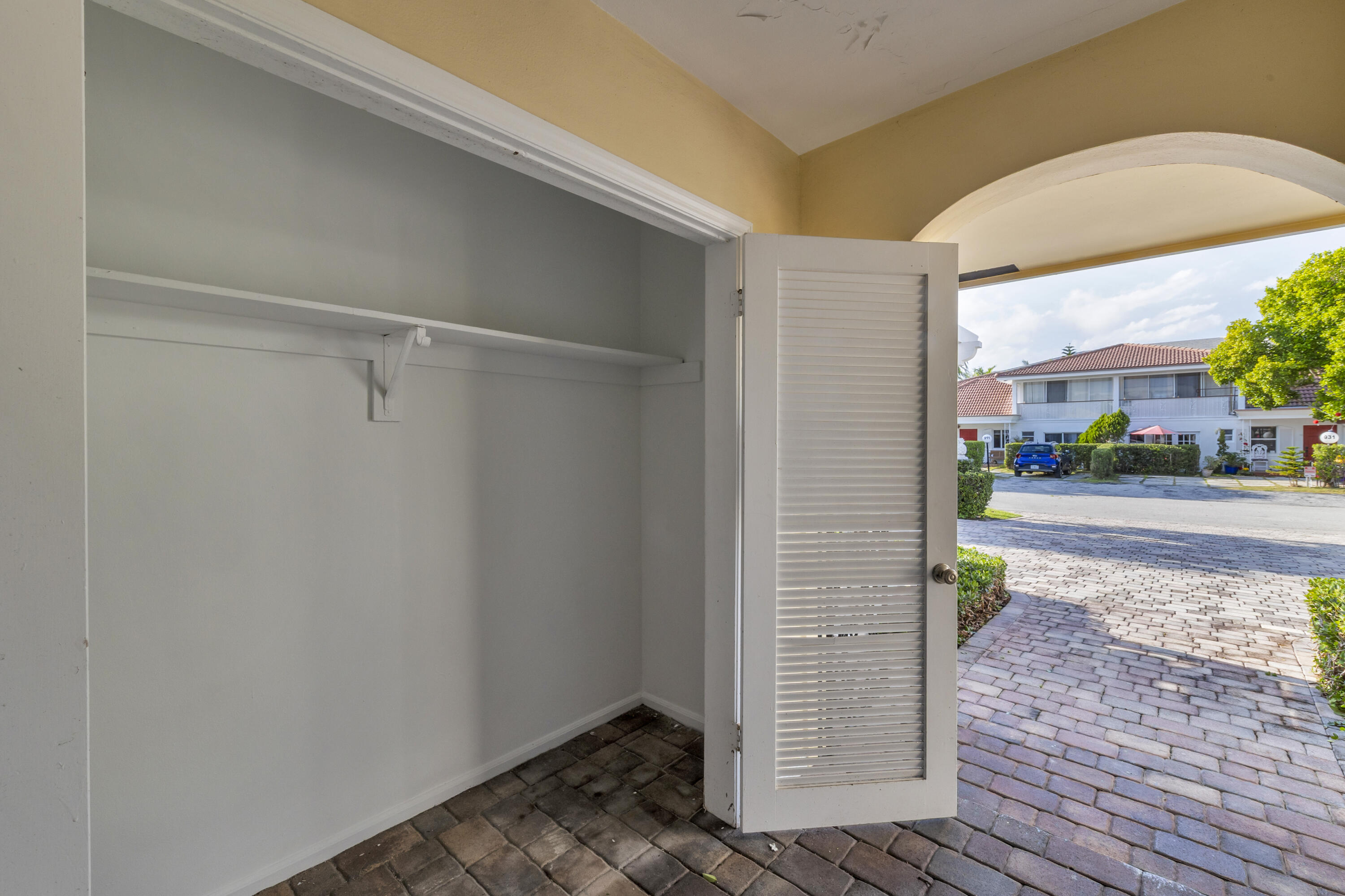 900 Northeast 4th Street, Unit B Boca Raton, FL 33432 - Photo 35 of 51 cacic (178)