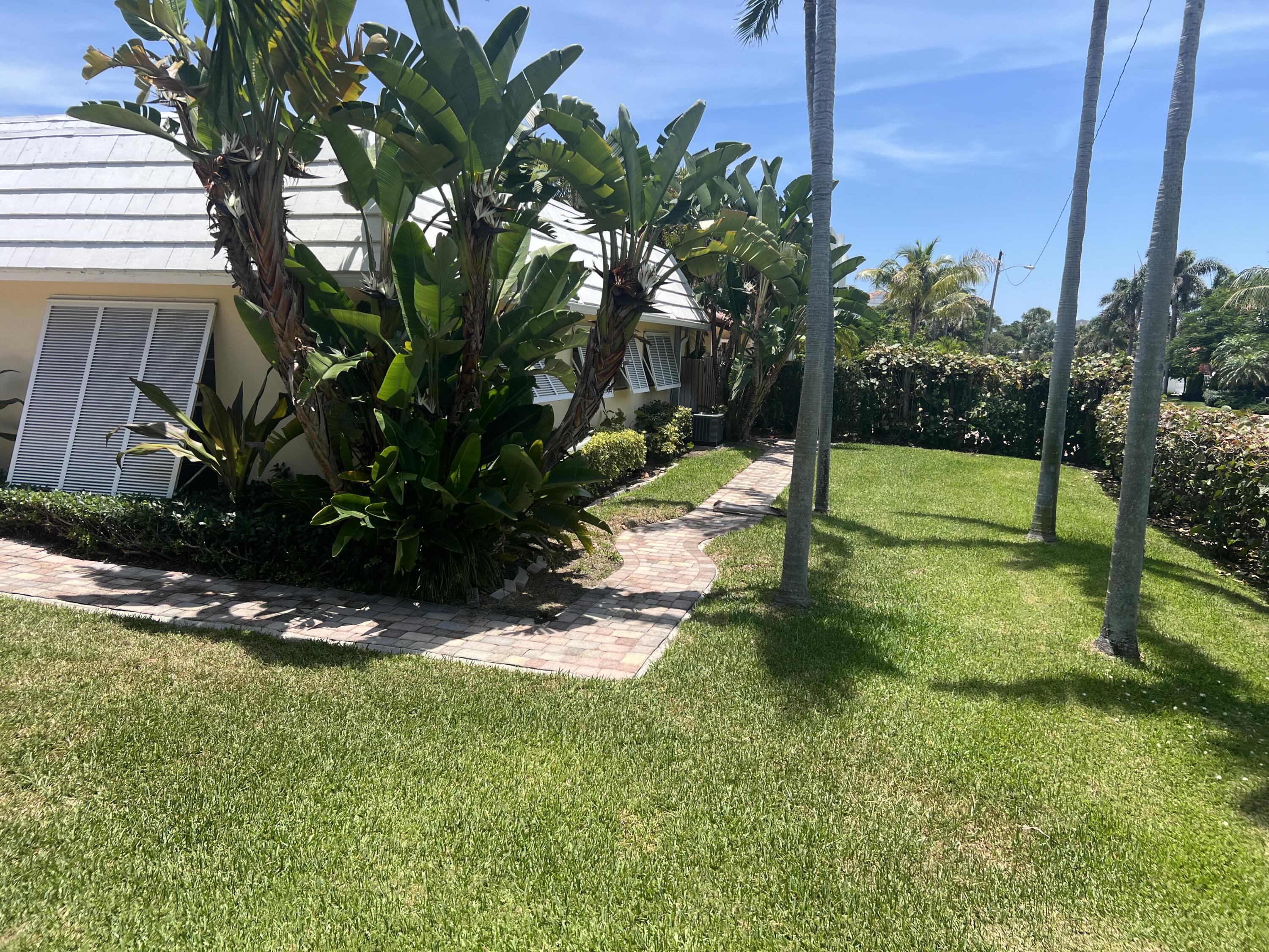 900 Northeast 4th Street, Unit B Boca Raton, FL 33432 - Photo 4 of 51 IMG_9340