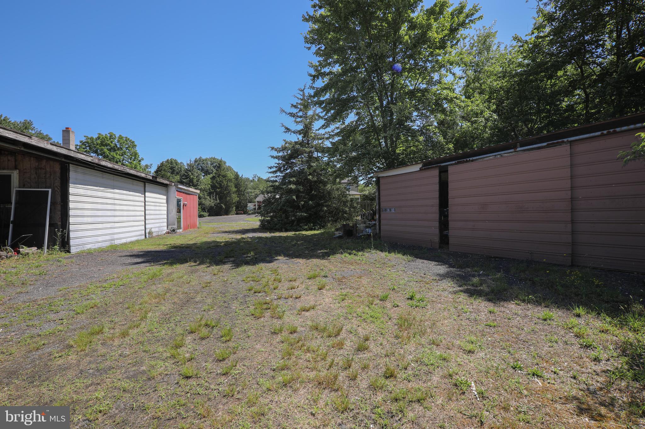 741 Heritage Road Sewell, NJ 08080 - Photo 53 of 60 a backyard of a house