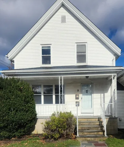 a view of a house with garage