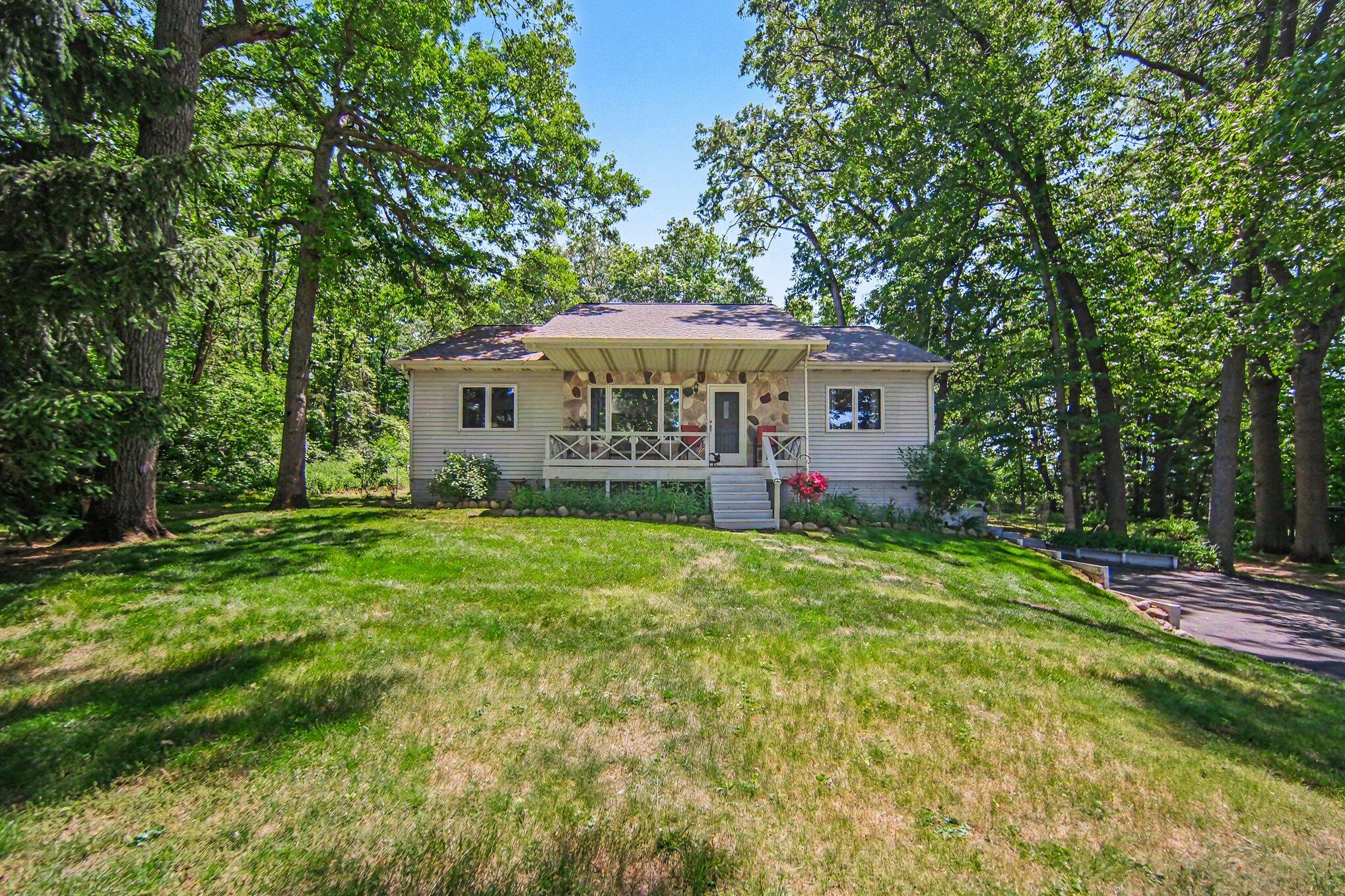 12895 Kelley Road Brooklyn, MI 49230 - Photo 2 of 42 002_file_6322