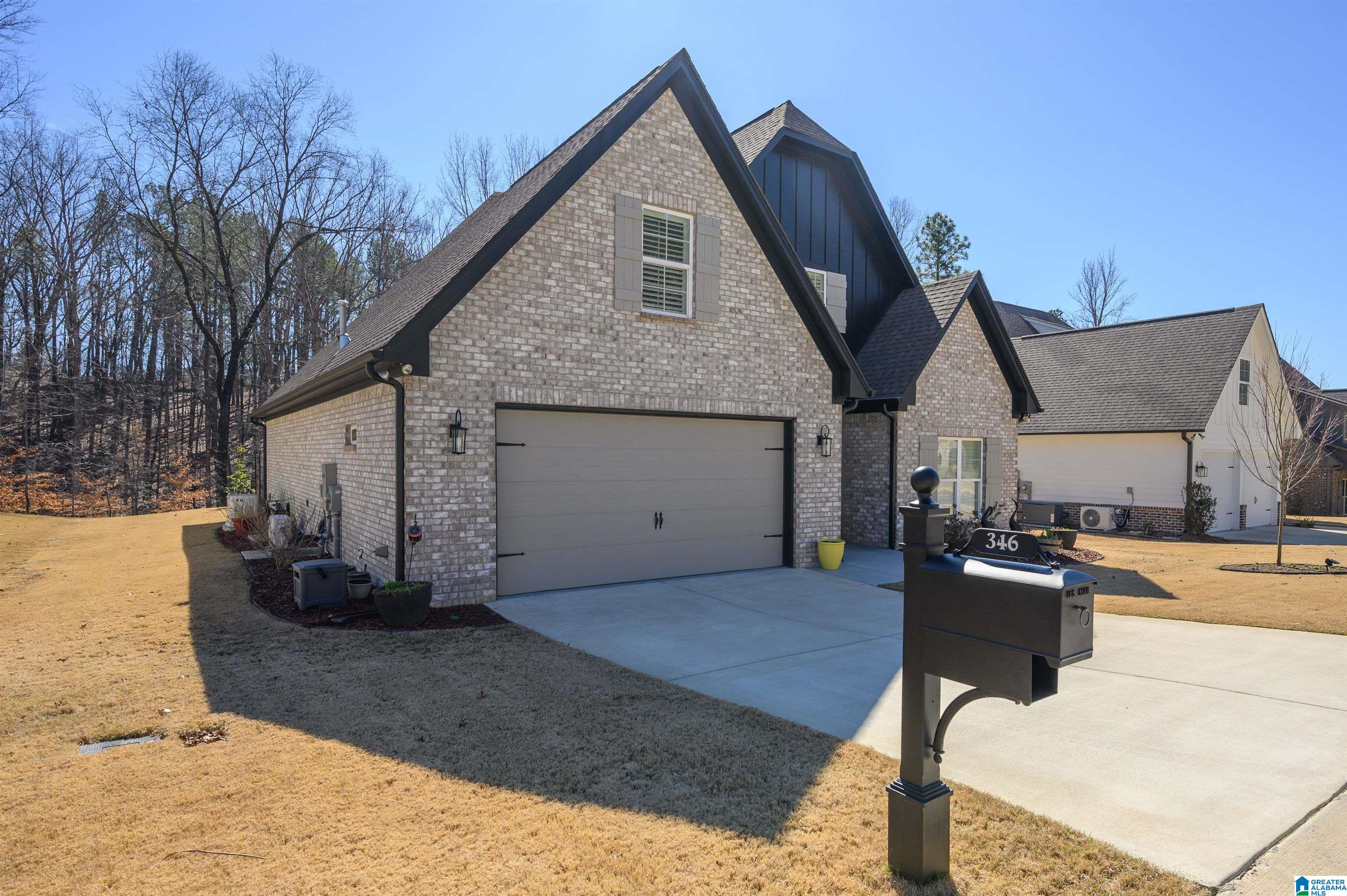 346 Kinross Circle Pelham, AL 35124 - Photo 3 of 56