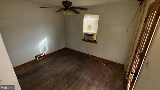 wooden floor in an empty room