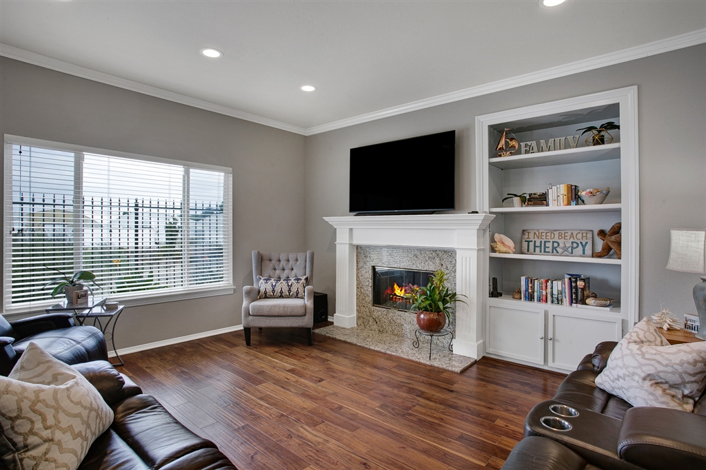 1398 Nightshade Road Carlsbad, CA 92011 - Photo 5 of 24