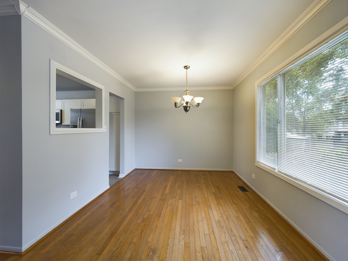 210 Oakhurst Road Matteson, IL 60443 - Photo 4 of 27