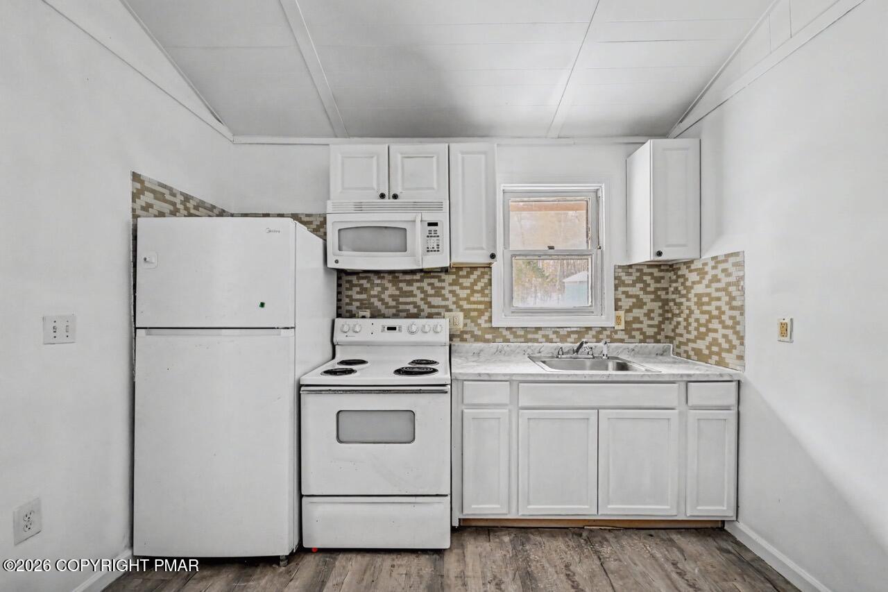 108 Mink Lane Bushkill, PA 18324 - Photo 15 of 40 108 Mink Ln 12 Large