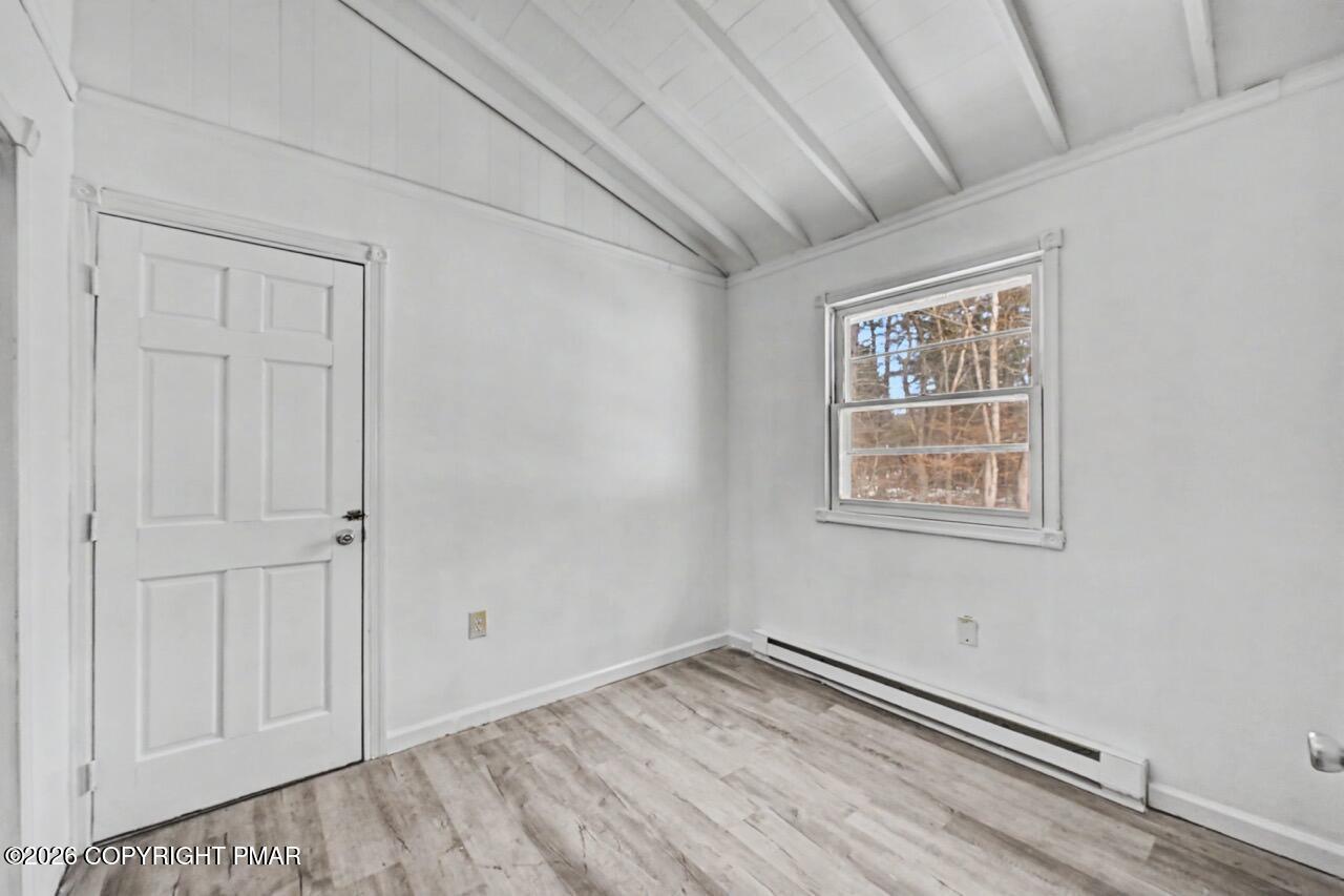 108 Mink Lane Bushkill, PA 18324 - Photo 27 of 40 108 Mink Ln 24 Large