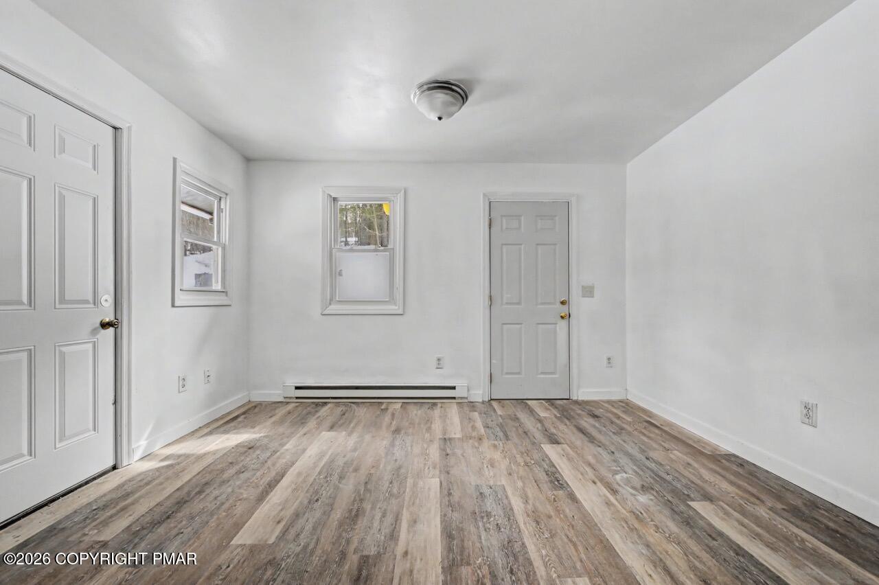 108 Mink Lane Bushkill, PA 18324 - Photo 9 of 40 108 Mink Ln 06 Large