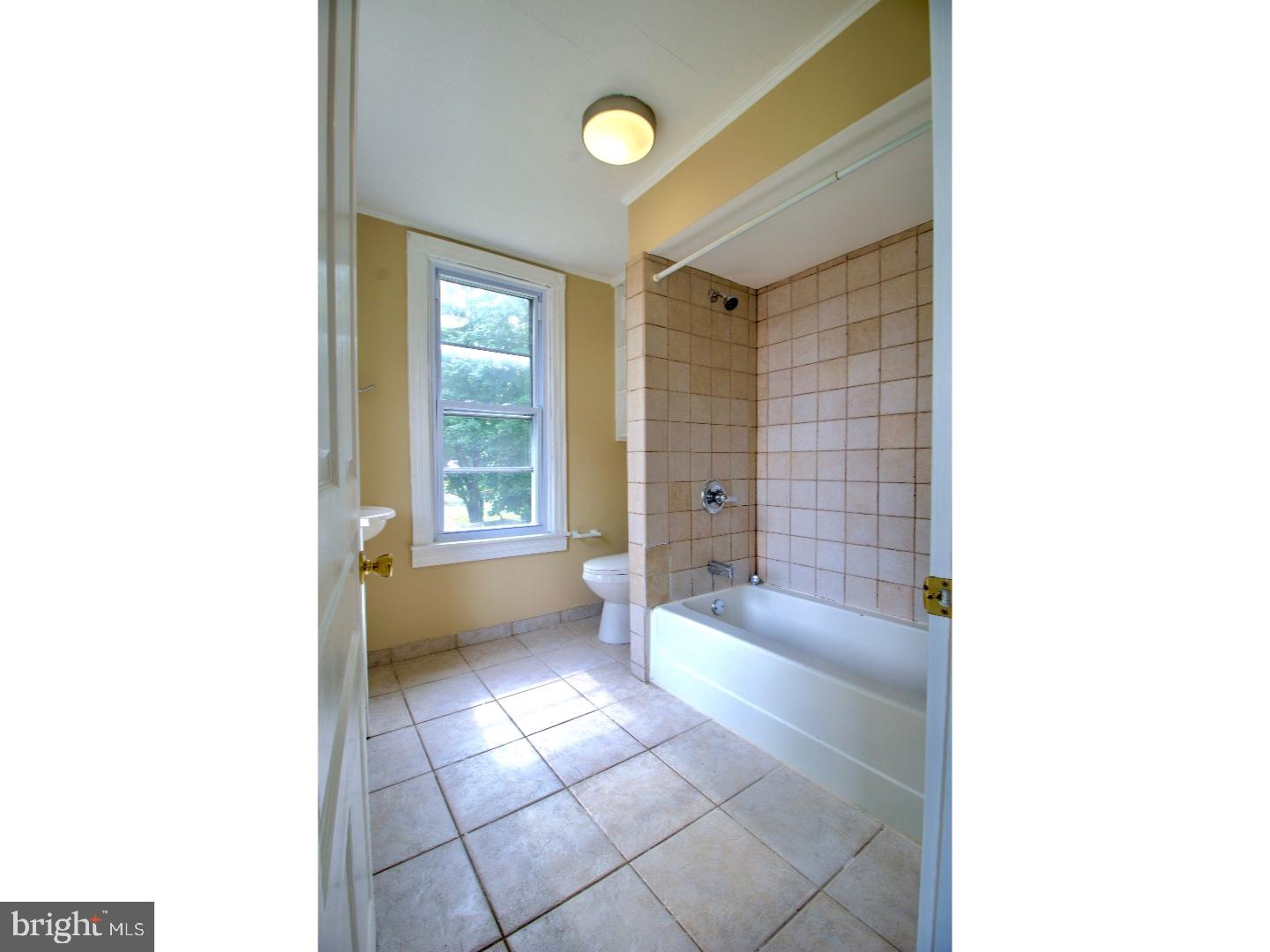 5051 Kutztown Road Temple, PA 19560 - Photo 15 of 25 Gallery Image 15