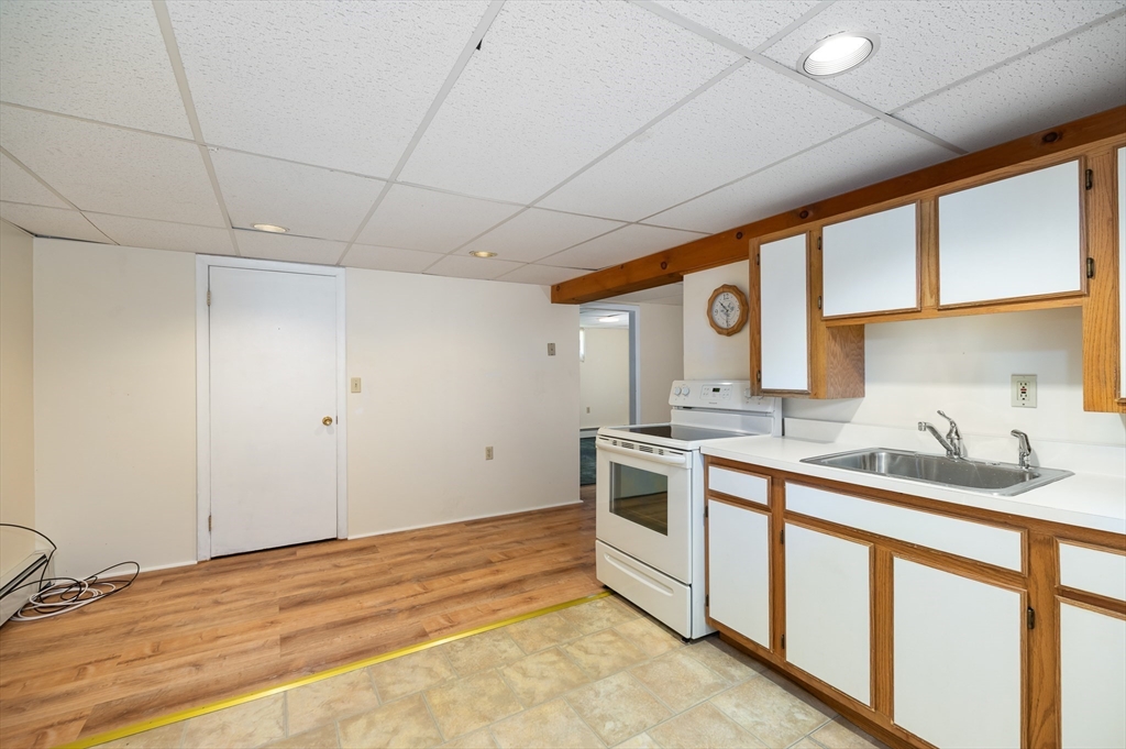 16 Laurent Road Salem, MA 01970 - Photo 24 of 34