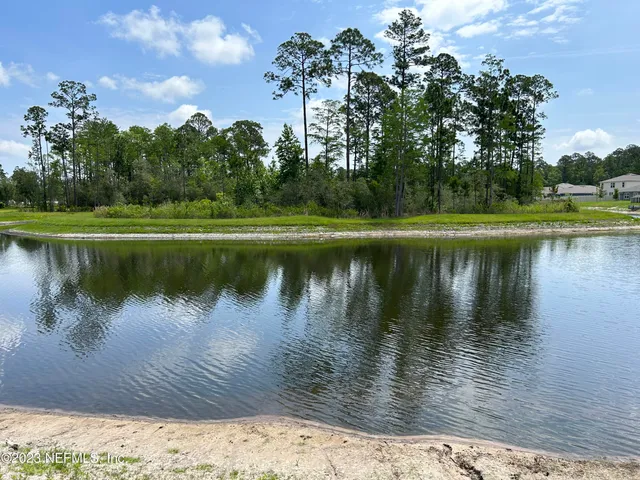 $2,000 | 75510 Harvester Street, Yulee, FL 32097