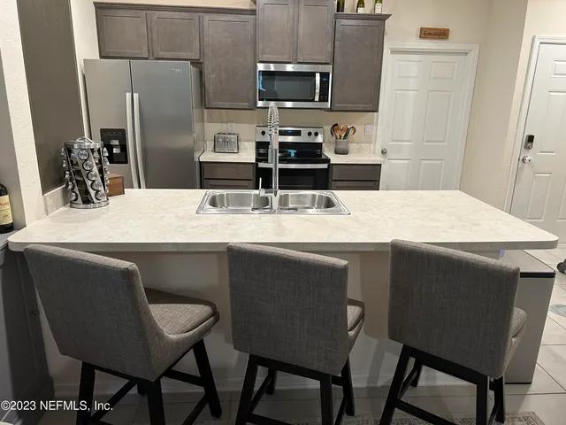 $2,000 | 75510 Harvester Street, Yulee, FL 32097