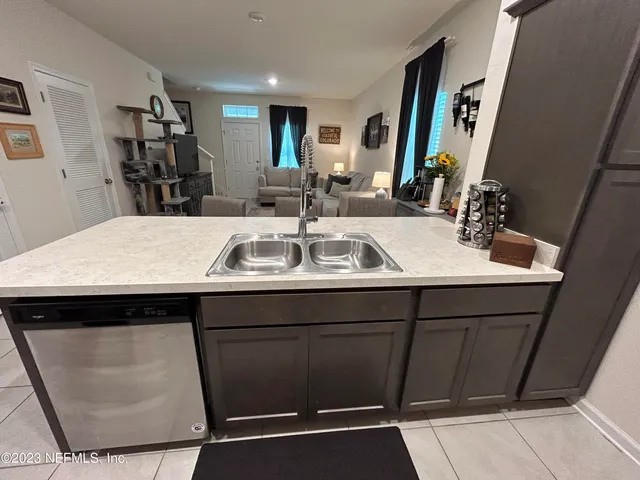 $2,000 | 75510 Harvester Street, Yulee, FL 32097