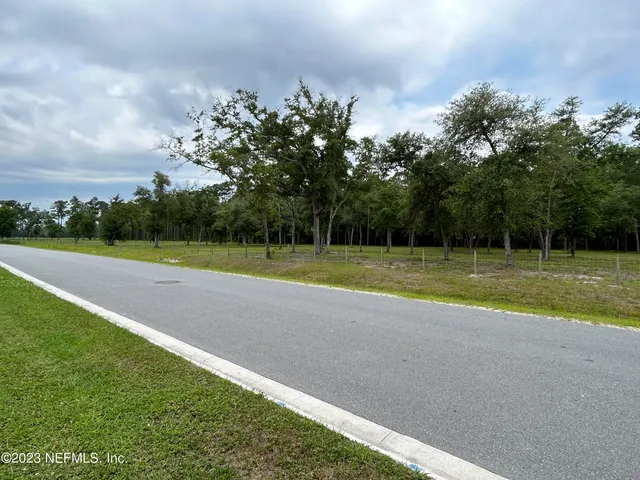 $2,000 | 75510 Harvester Street, Yulee, FL 32097