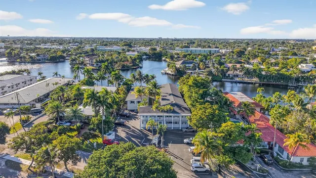 $1,950 | 1821 Middle River Drive, Unit 8, Fort Lauderdale, FL 33305