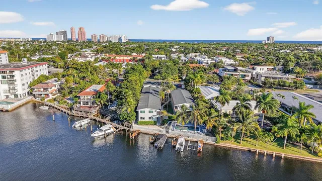 $1,950 | 1821 Middle River Drive, Unit 8, Fort Lauderdale, FL 33305